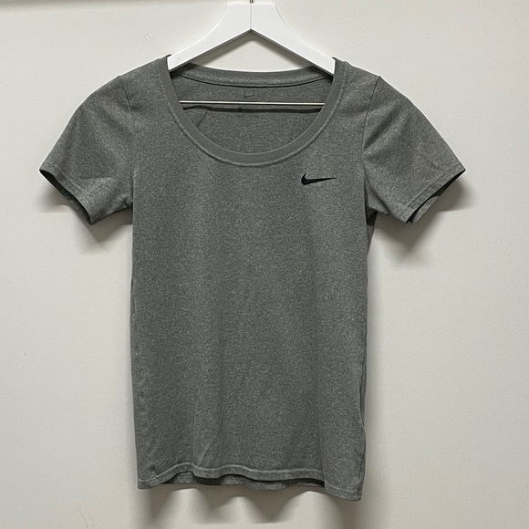 Nike Dri Fit Shirt - Picture 2 of 4